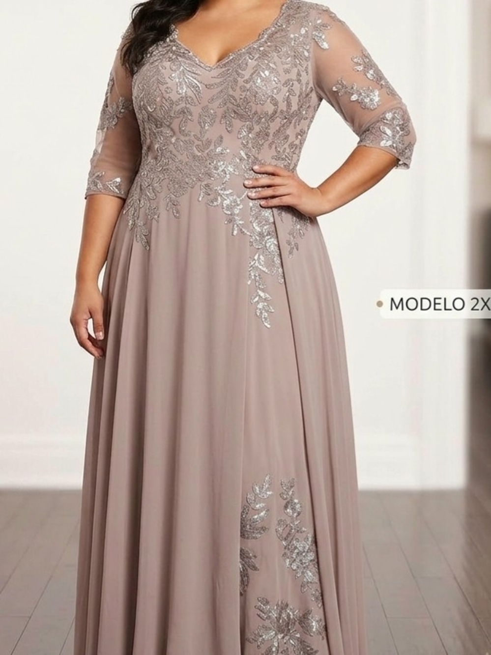 Elegant Plus-Size  V-Neck Evening Dress with Floral Sequin Appliqué